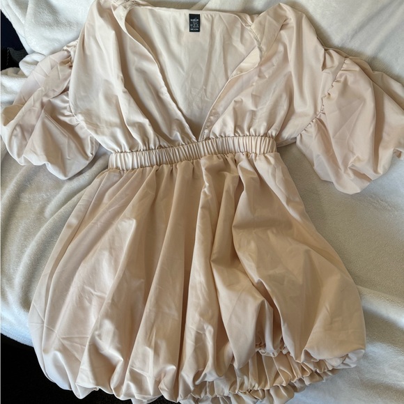 SHEIN Puff Sleeve Deep V-Neck Dress - Cream - Size Large - Picture 1 of 1